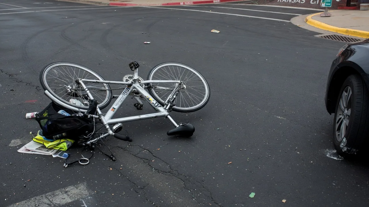 Kansas City bicycle accident lawyer
